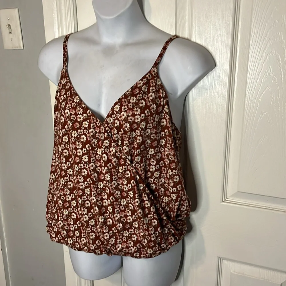 Socialite Floral Spaghetti Strap Top